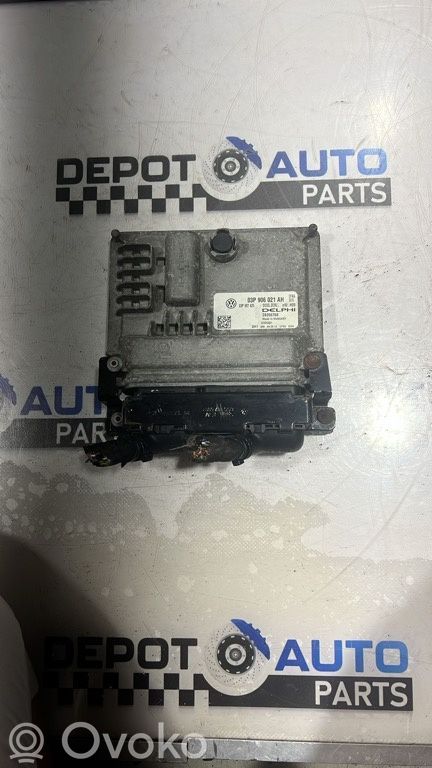 Volkswagen Polo V 6R Engine control unit/module ECU 