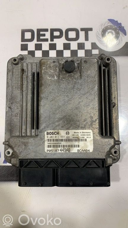 Unidad de control/módulo ECU del motor   0281013693,BYL