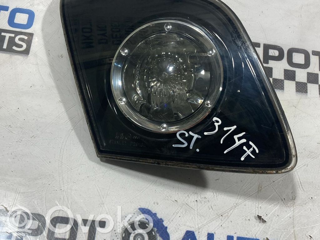 Mazda 3 I Tailgate rear/tail lights 