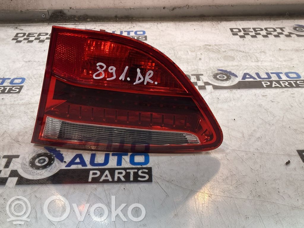 Seat Exeo (3R) Galinis žibintas dangtyje 