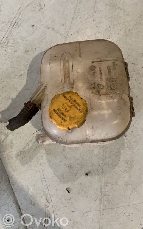 Opel Zafira B Coolant expansion tank/reservoir 
