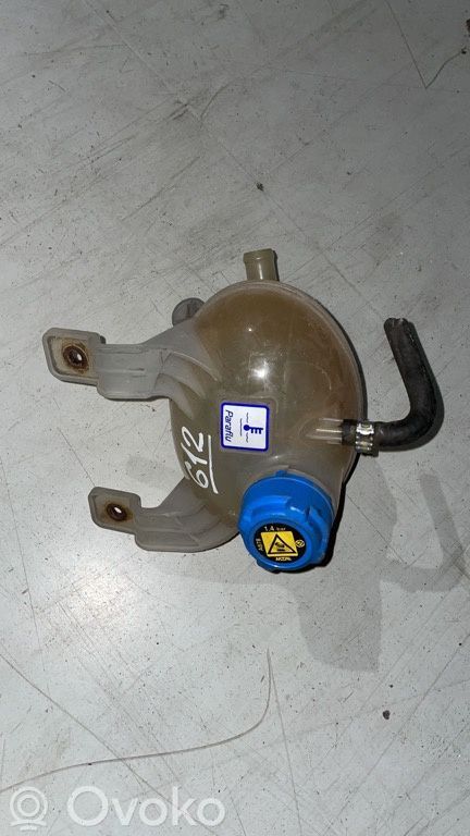 Fiat 500L Coolant expansion tank/reservoir 
