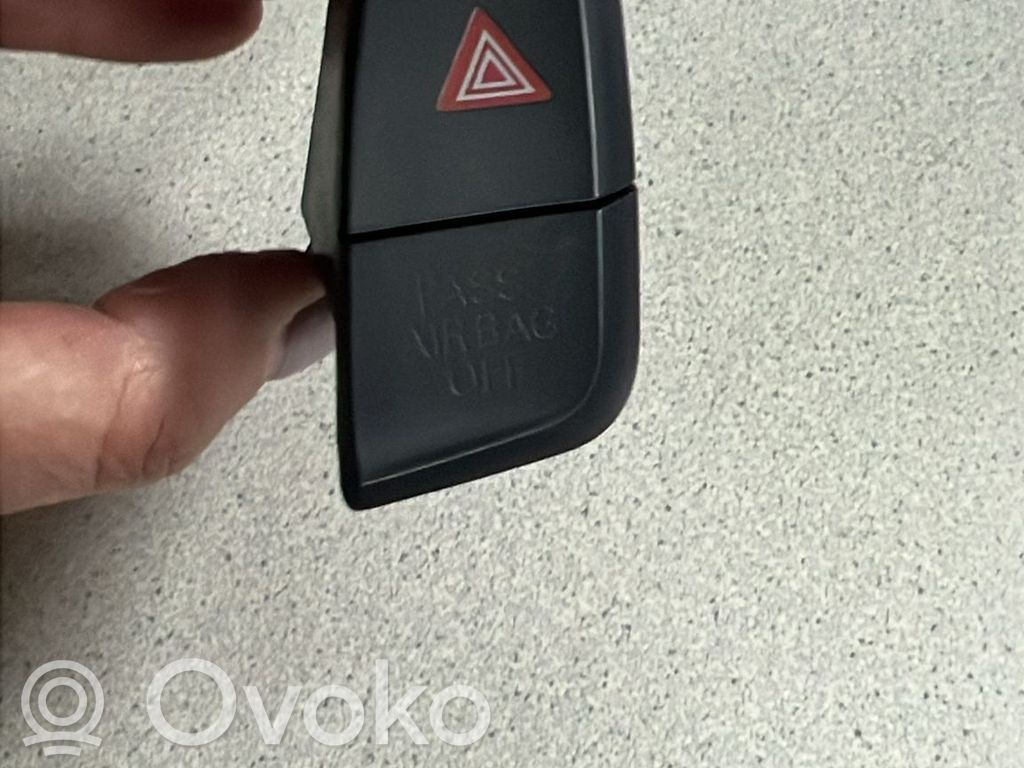 Audi A5 Sportback 8TA Avarinių šviesų rėlė 