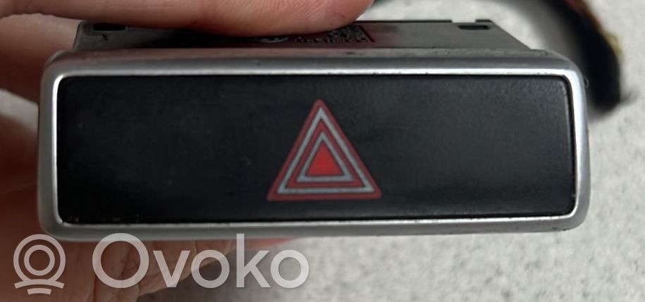 Volkswagen Sharan Hazard warning light relay 