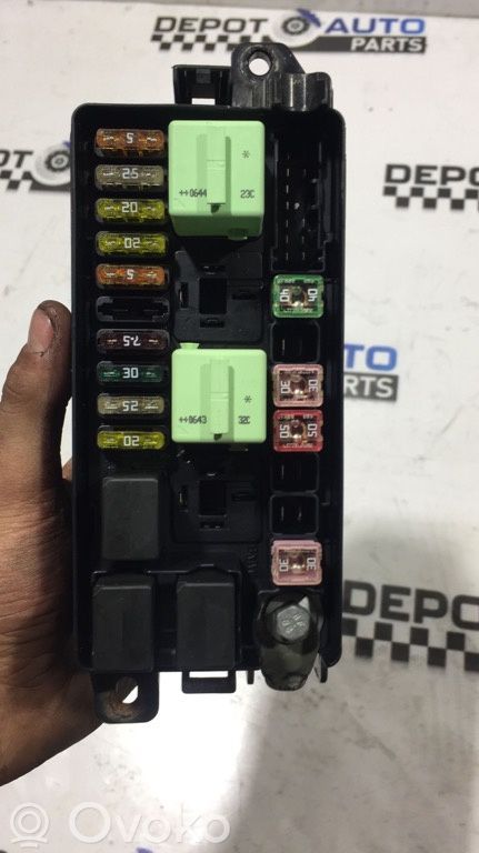 Mini Cooper Coupe R58 Fuse module 