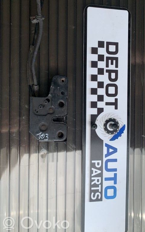 Volkswagen Touran I Engine bonnet/hood lock/catch 
