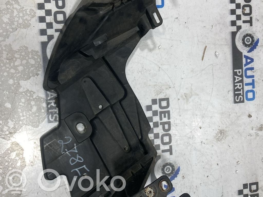 Renault Megane III Headlight/headlamp mounting bracket 