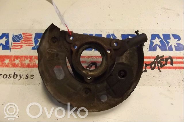 Front wheel hub spindle knuckle
