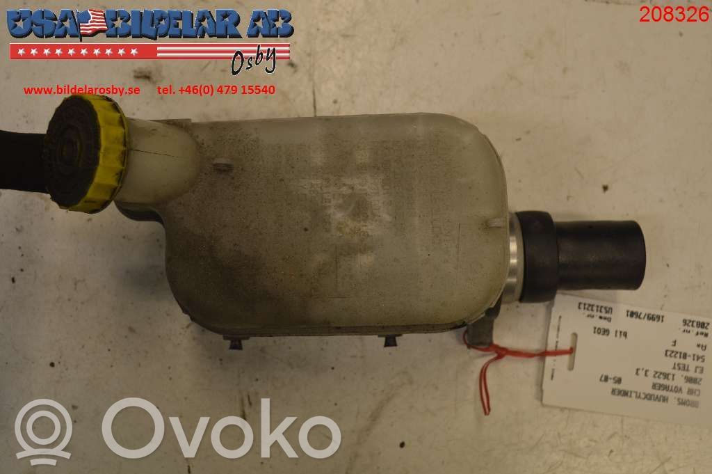 Chrysler Voyager Master brake cylinder 