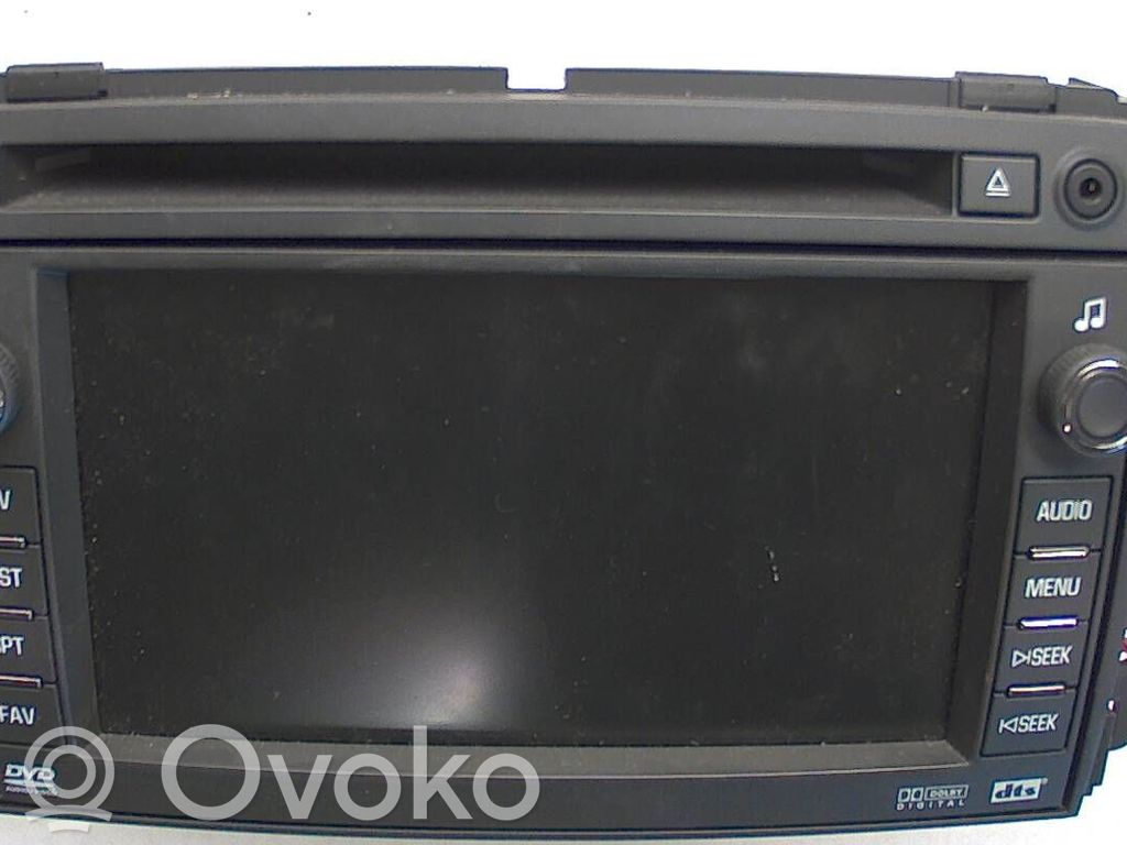 Chevrolet Suburban Radio/CD/DVD/GPS head unit 