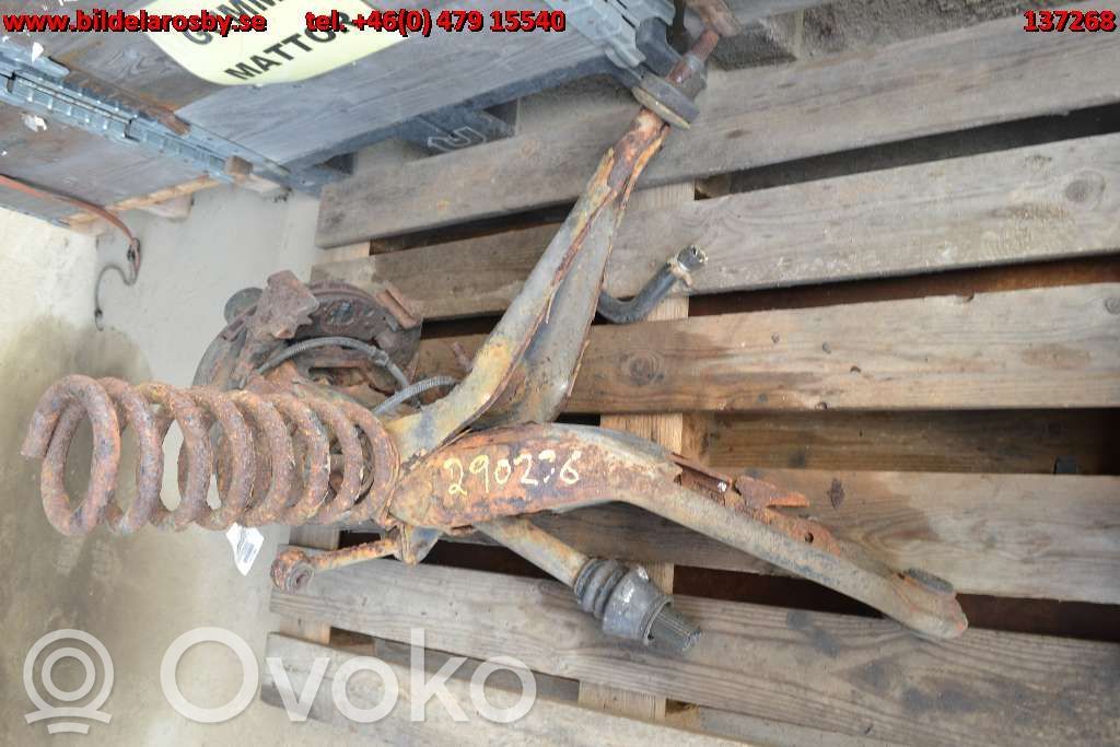 Aizmugurējais tilts   43401557D