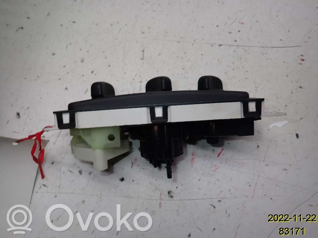 Climate control unit   655751,55055665AC