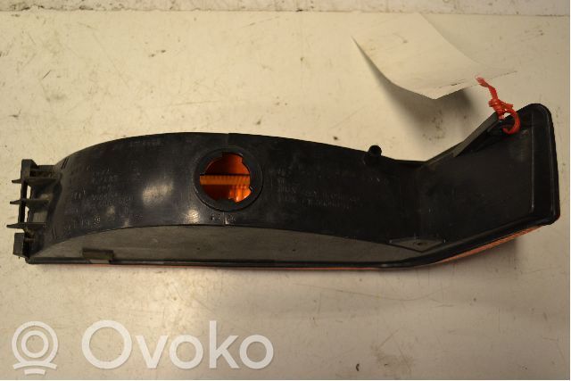 Jeep Grand Cherokee Front indicator light 