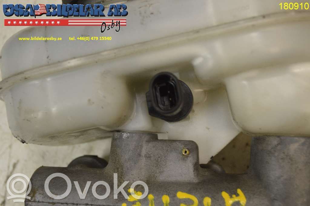 Cadillac SRX Główny cylinder hamulca 
