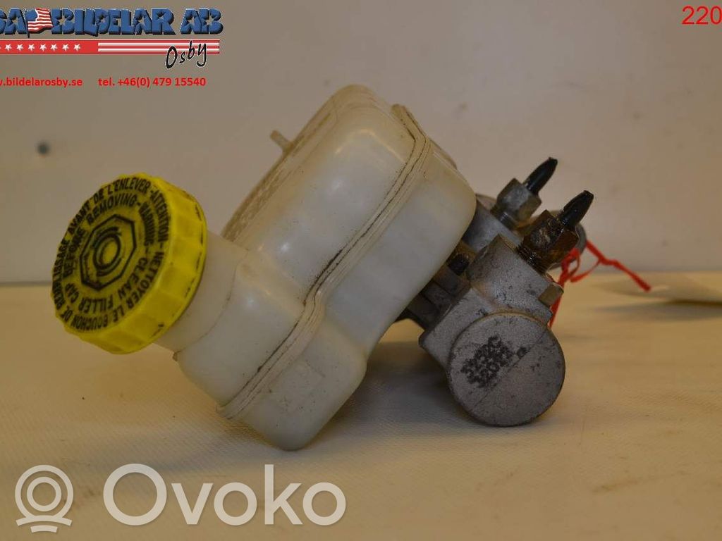 Chrysler Voyager Master brake cylinder 