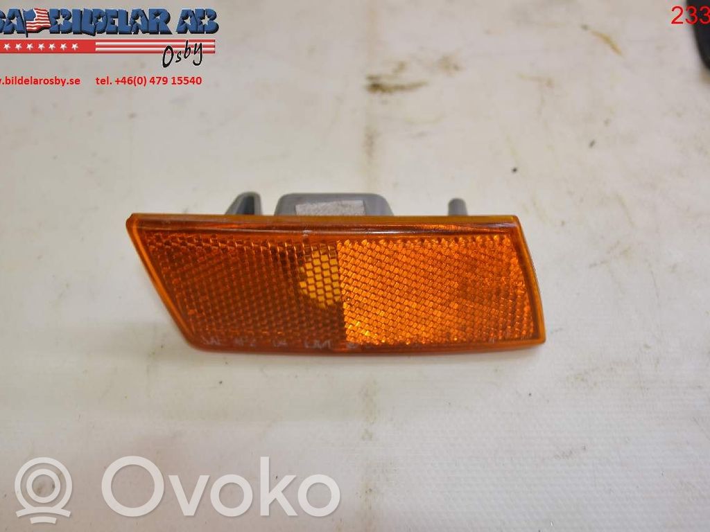 Chrysler 300 - 300C Front indicator light 