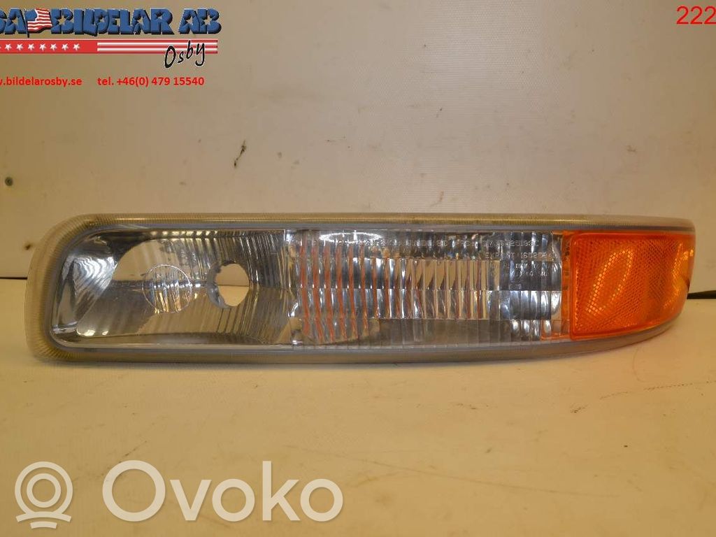 Chevrolet Tahoe Front indicator light 