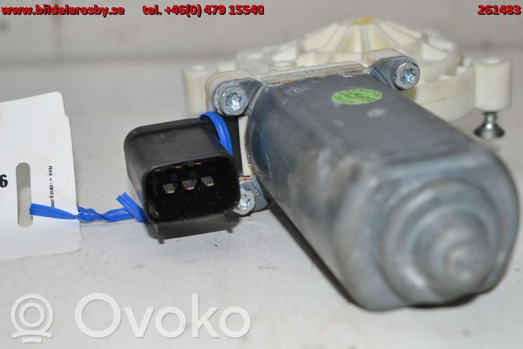Front door window regulator motor   61700647L