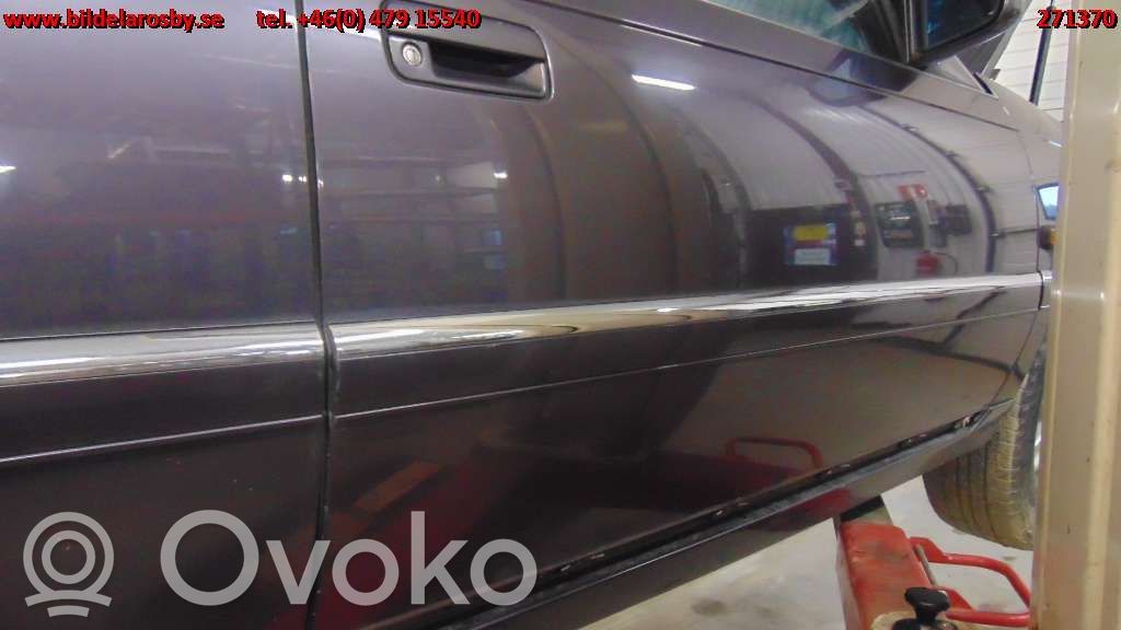 Priekinės durys (dvidurio)   12005663R