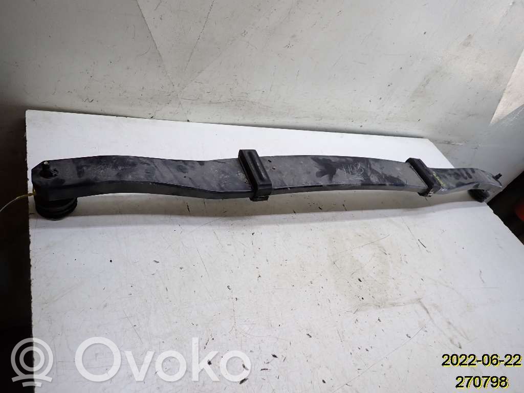 Rear leaf spring