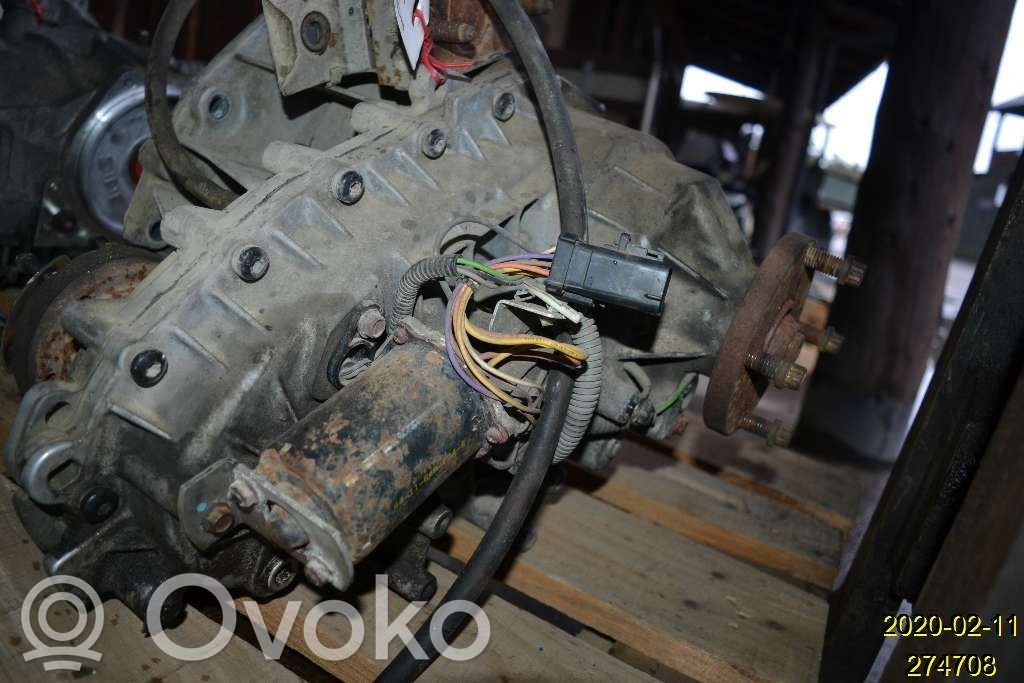 Ford Explorer Редуктор коробки передач (раздатка) 