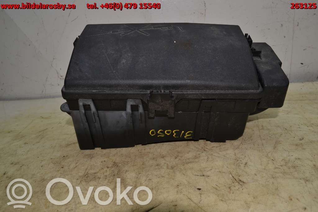 Chevrolet Cruze Fuse module 
