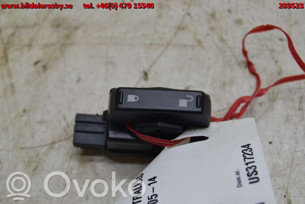 Central locking switch button   4R3T14963AD3JA6