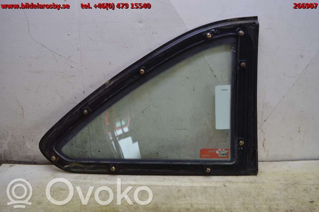 Rear side window   2845262AL