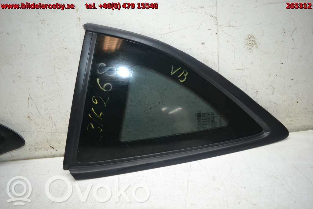 Chevrolet Camaro Rear side window 
