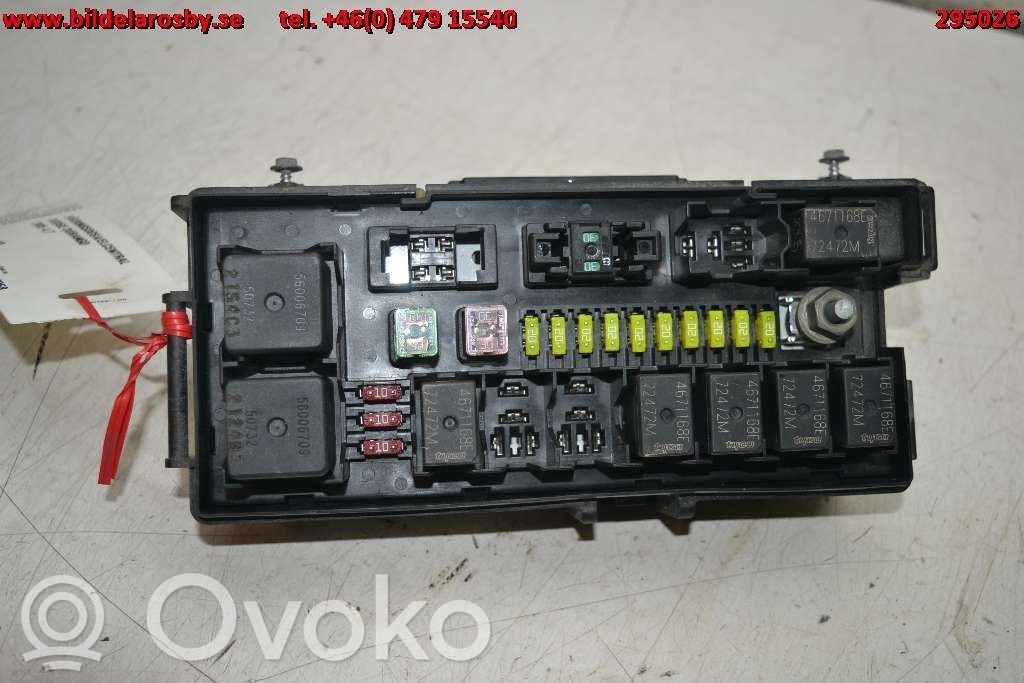 Dodge Durango Fuse module 