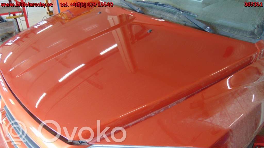 Dodge Caliber Капот двигателя 