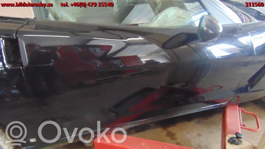 Chevrolet Corvette Дверь 