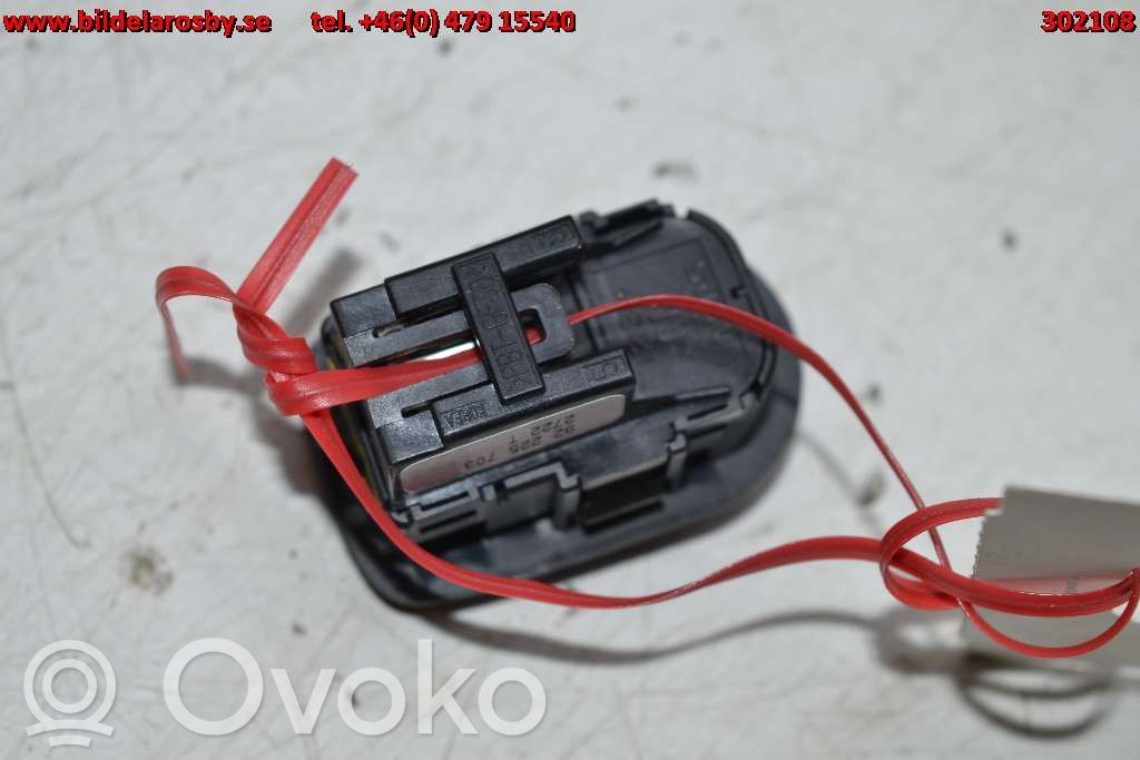 Wing mirror switch   92225703