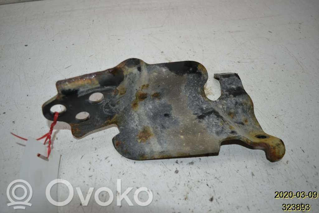 Engine mounting bracket   68083017AE