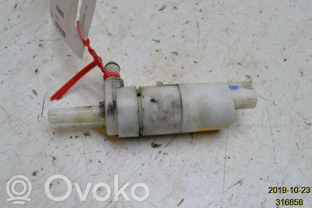 Dodge Journey Pompa spryskiwacza lampy przedniej 