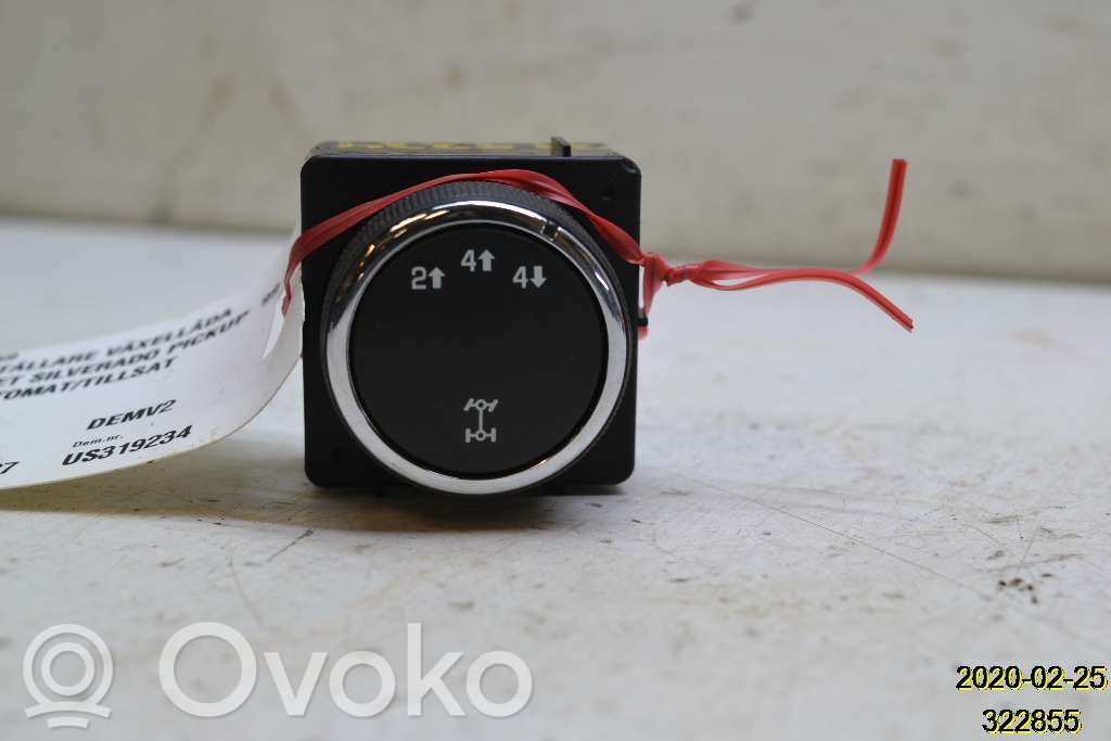 Chevrolet Silverado Differential lock switch 