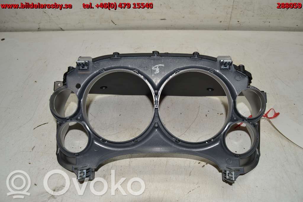 Chevrolet Silverado Dashboard trim 