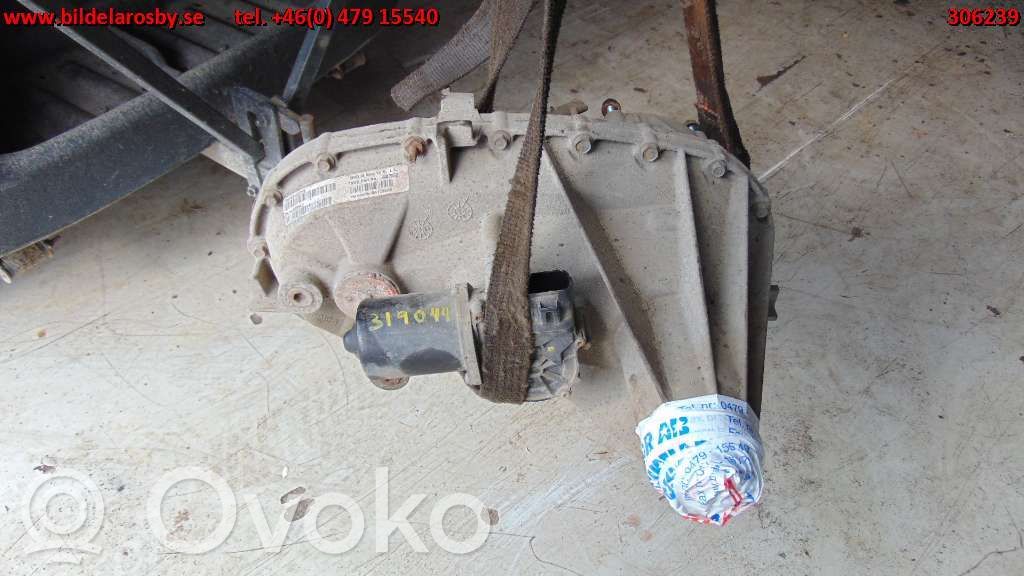 Pārnesumkārbas reduktors / razdatka   41200522,52105938AD