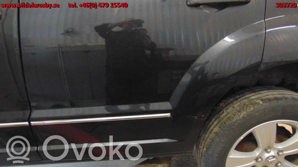 Dodge Caliber Aizmugurējās durvis 