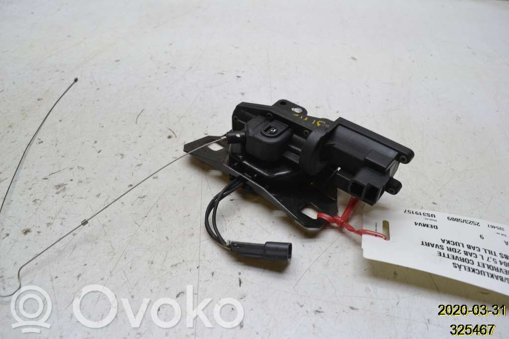 Tailgate/trunk/boot lock/catch/latch   10305909,3753