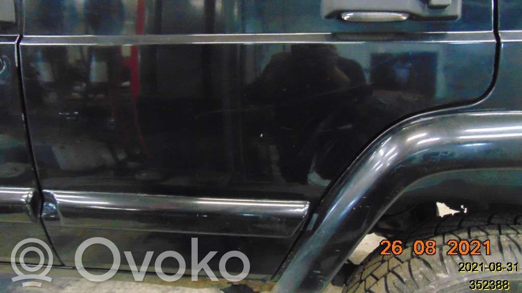 Jeep Cherokee Takaovi 