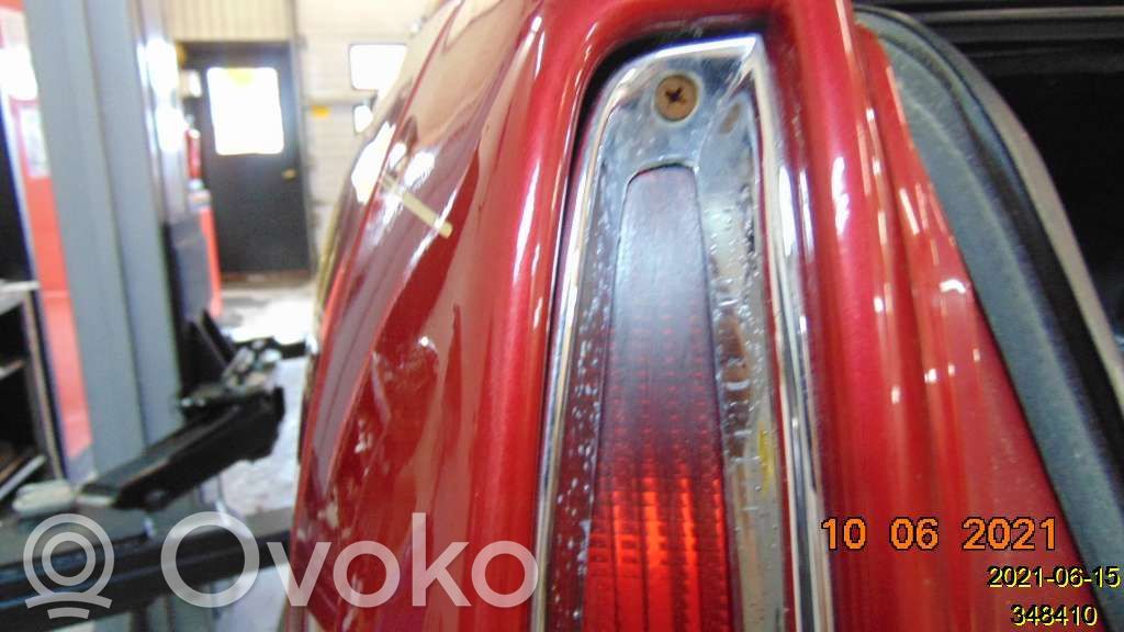 Rear/tail lights   16601517L