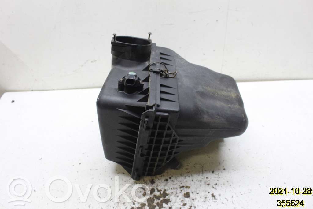 Chrysler 300 - 300C Air filter box 
