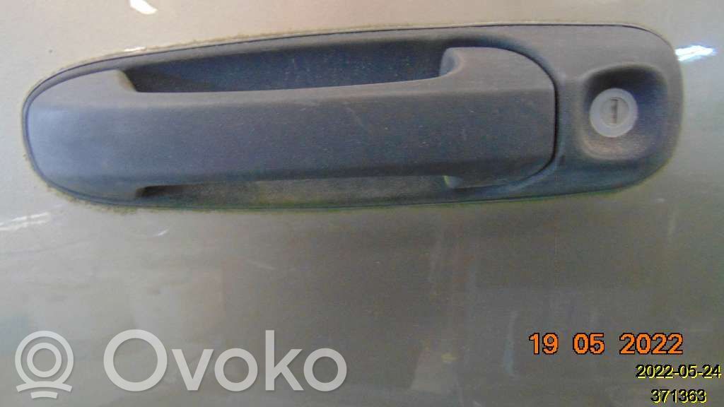 Jeep Cherokee Manecilla externa puerta delantera 