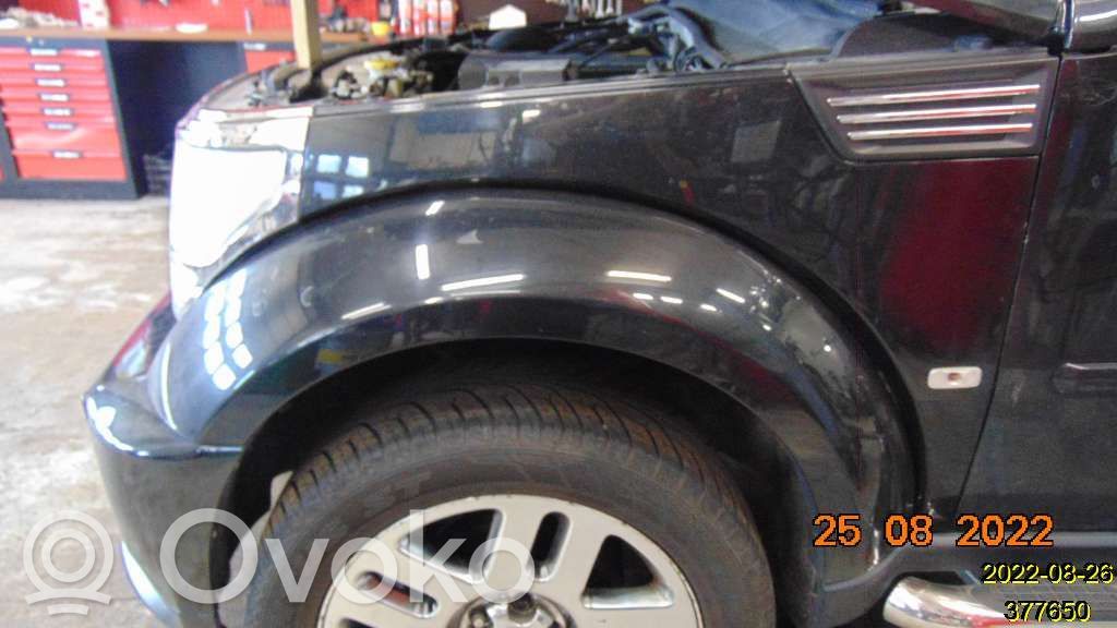 Dodge Nitro Sparnas 