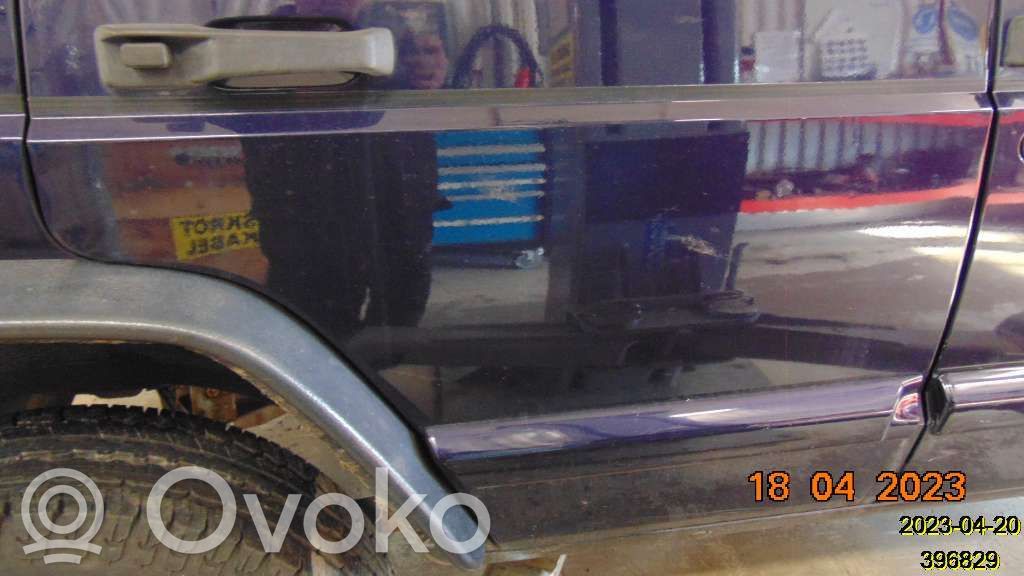 Jeep Cherokee Takaovi 