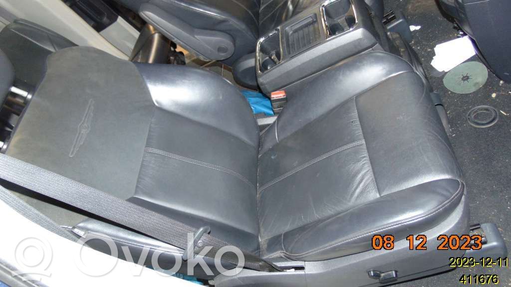Chrysler Voyager Etumatkustajan istuin 