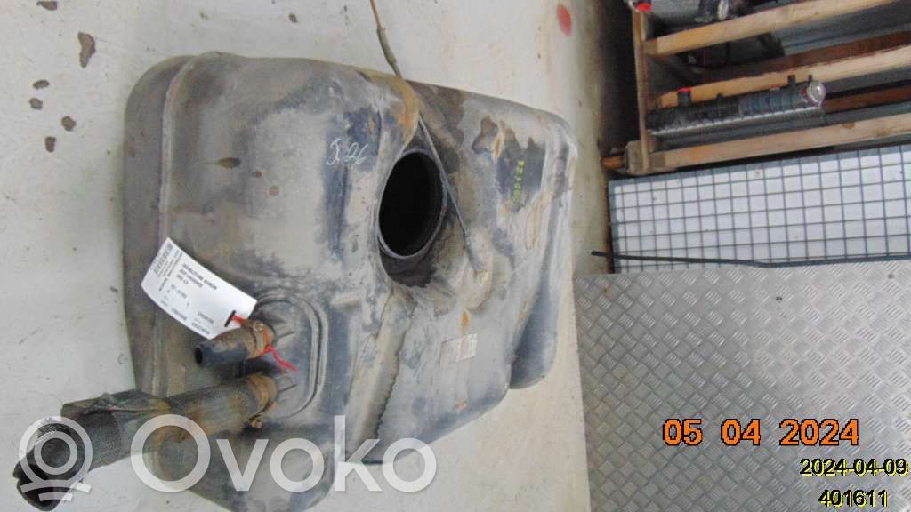 Fuel tank   19701783