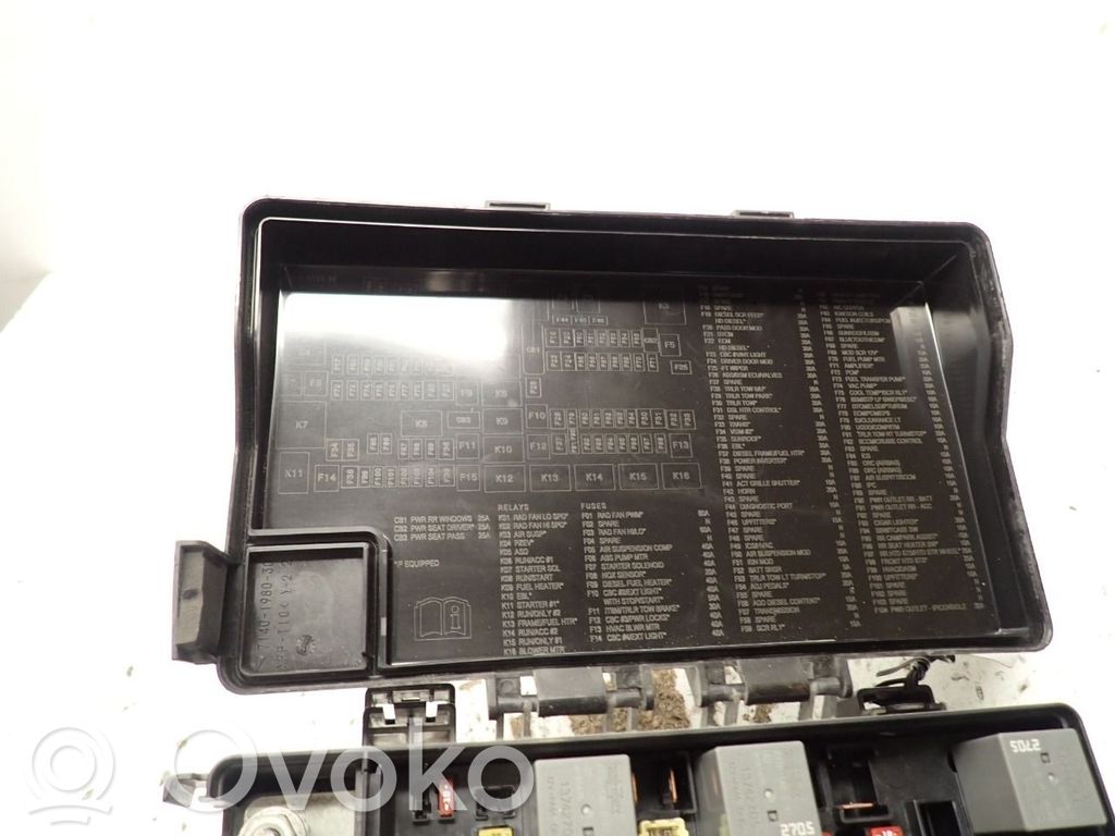 Fuse module   68322371AC,64613476,68322371AB