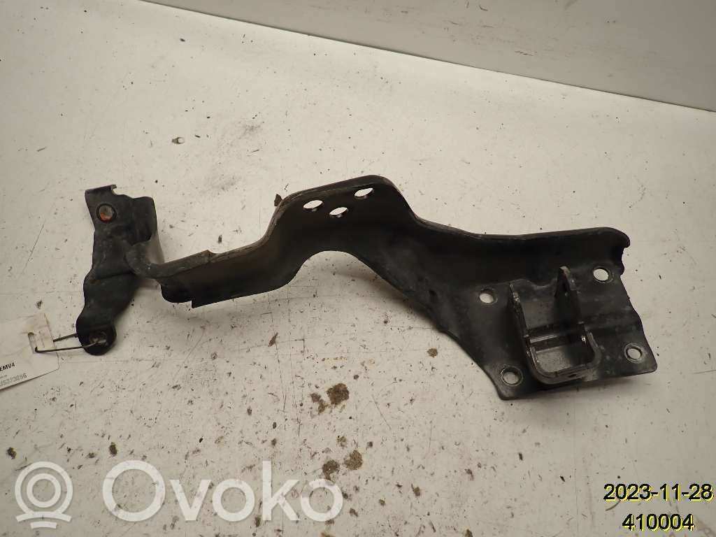Dodge RAM Engine mounting bracket 